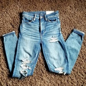 American Eagle Hi-rise skinny jeans